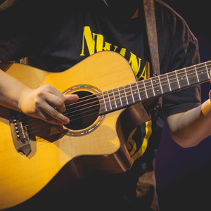 婬荡的短裙教师麻麻
